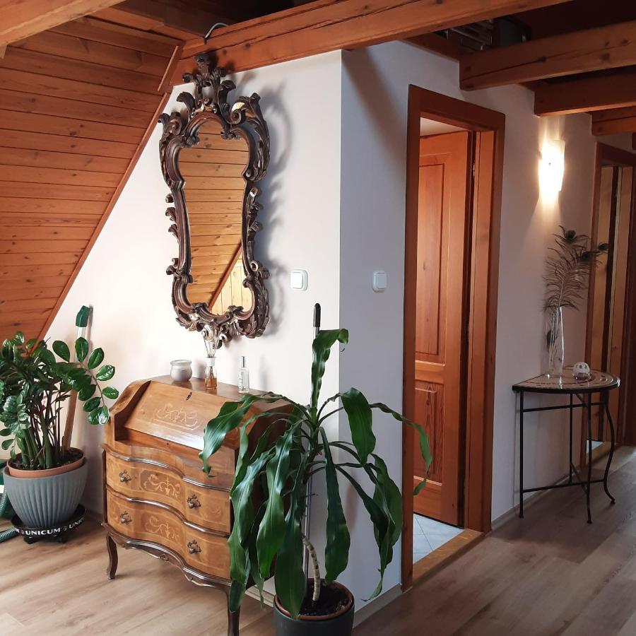 Jazmin Apartman Тихань Экстерьер фото