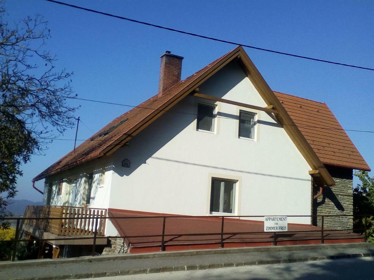 Jazmin Apartman Тихань Экстерьер фото